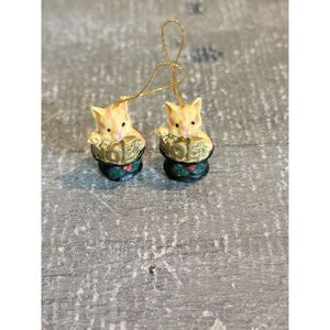 Mini tabby cat Noel mistletoe hat ornament set Xmas decor